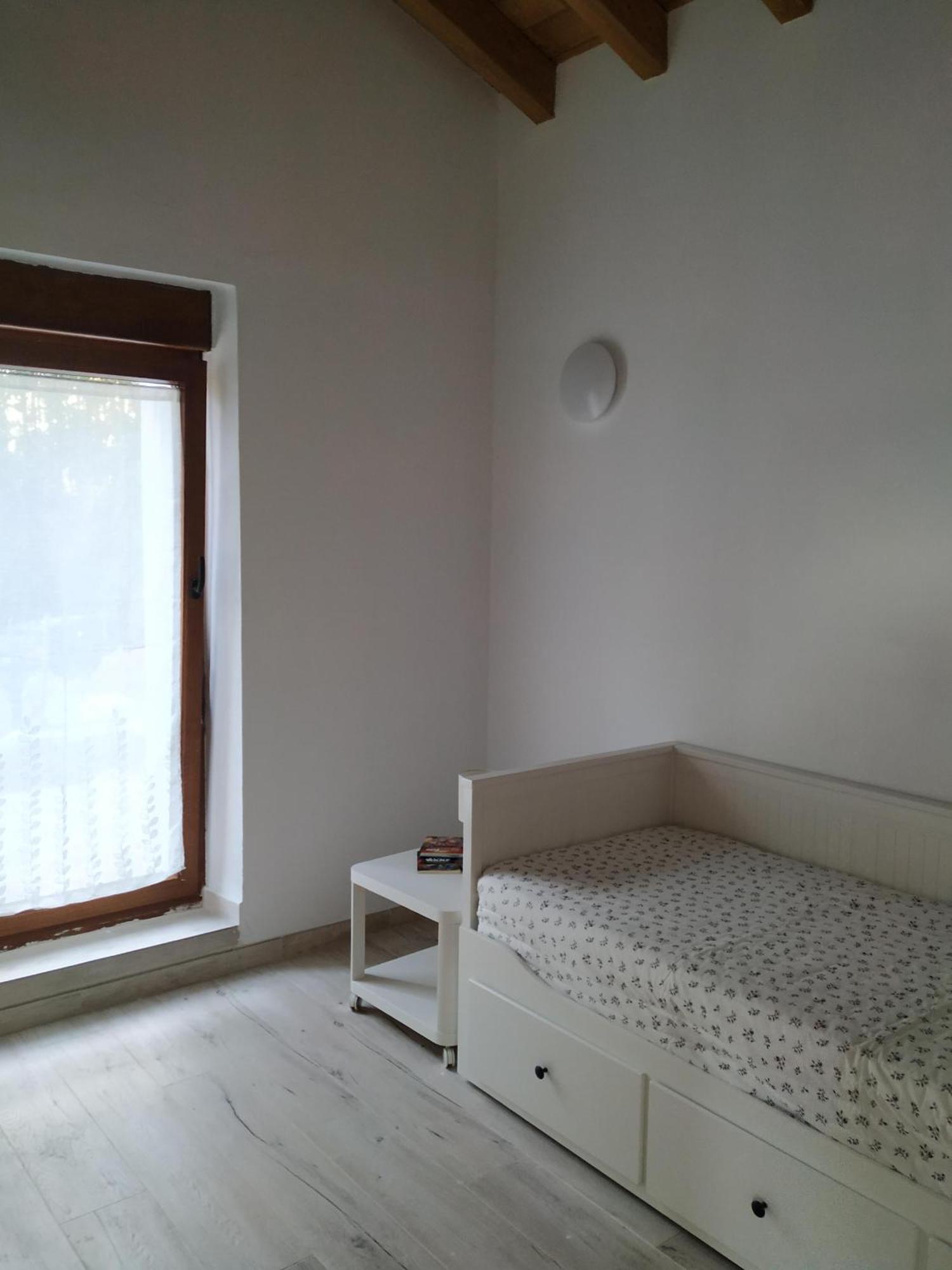 Apartamentos Rurales Las Garzas De Oyambre San Vicente De La Barquera Oda fotoğraf
